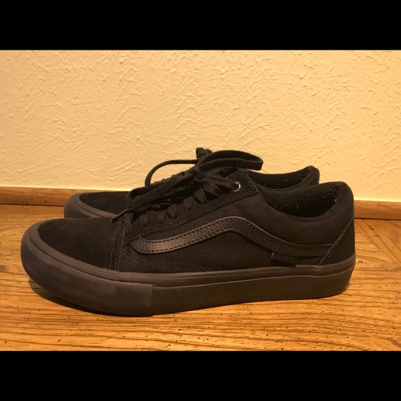 vans old skool black 9.5